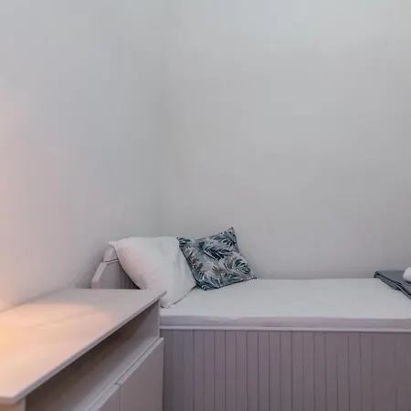 Holiday home Myroviglia Ysternia Isternia (Tinos)