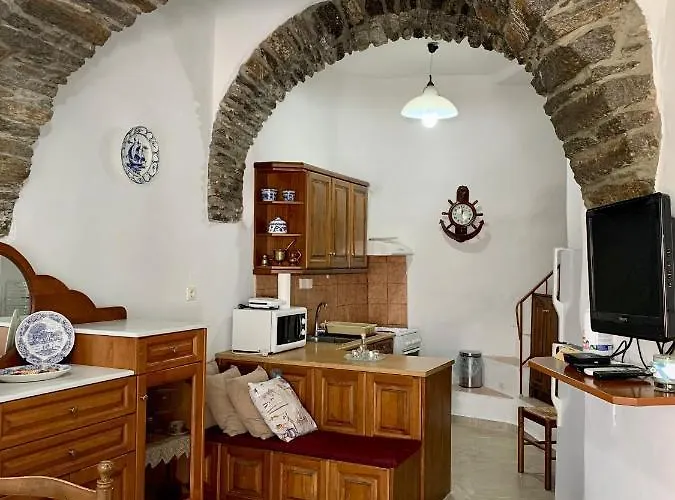 Myroviglia Ysternia Istérnia